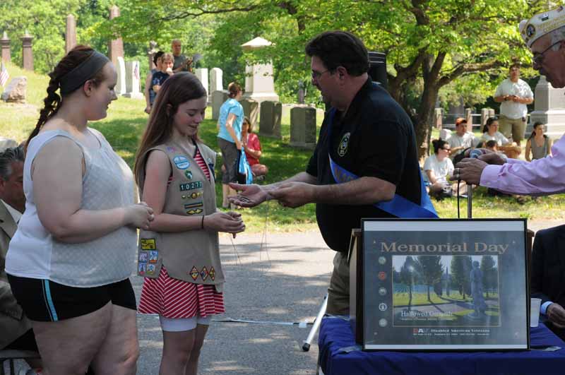 014 Presentation of DAV Dog Tags
